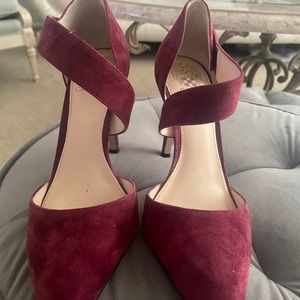 Vince Camuto suede maroon heels
